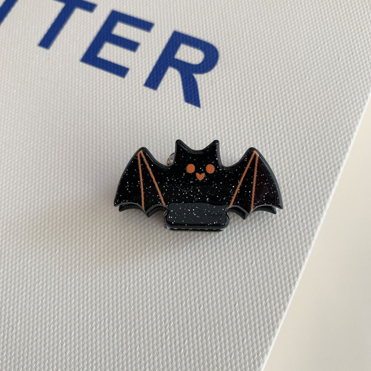 Orange Pattern Bat Hair Slides, Playful Decorative Clips to Complete Halloween & Christmas Looks