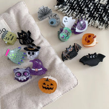 Little Green Character Hair Barrettes, Standout Hair Ornaments for Christmas & Halloween Cosplay
