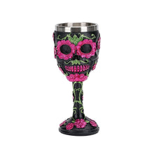 Resin Skull & Rose Embossed Goblet, Artistic Sculpted Cocktail Cup, Festive Bar Decor for Christmas & Halloween Holiday Occasion
