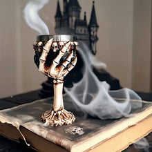Resin Evil Dragon Eye Pattern Goblet, Fantasy Retro Wine Cup, Eye‑catching Bar Tableware for Christmas & Halloween Themed Party