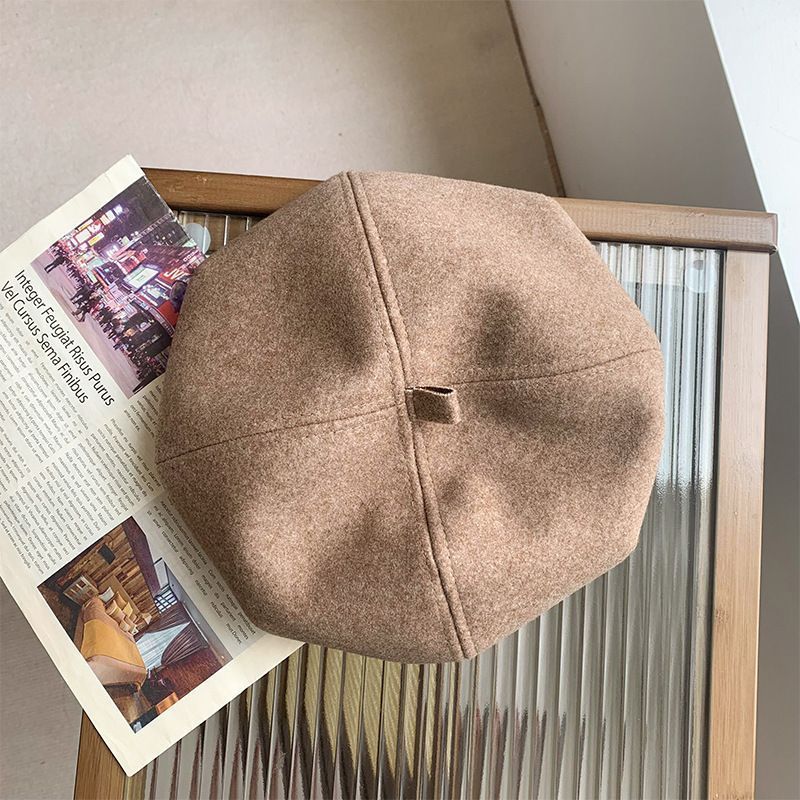 Solid Plain Beret Cap, Adjustable 56‑58cm, Christmas & Halloween Versatile Daily Headwear, Classic Retro Painter Hat, Practical Holiday Souvenir Gift
