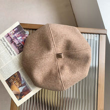 Solid Plain Beret Cap, Adjustable 56‑58cm, Christmas & Halloween Versatile Daily Headwear, Classic Retro Painter Hat, Practical Holiday Souvenir Gift