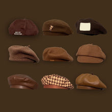 Mini Beret Hat, Coffee Tone, Adjustable 56‑58cm, Christmas & Halloween Casual Daily Accessory, Soft Retro Painter Cap, Holiday Souvenir Present