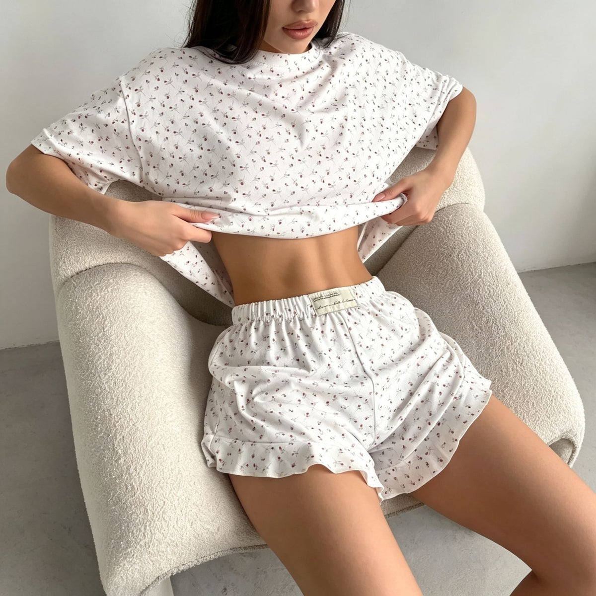 White Size XL | Roomy Cotton Loungewear Set | Halloween Plus Size Comfort Gift | Ruffle Shorts Flesh-Covering Home Pajamas