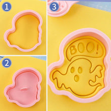 8 Pack Halloween Cookie Cutters with 3D Ghost Stamps Style D