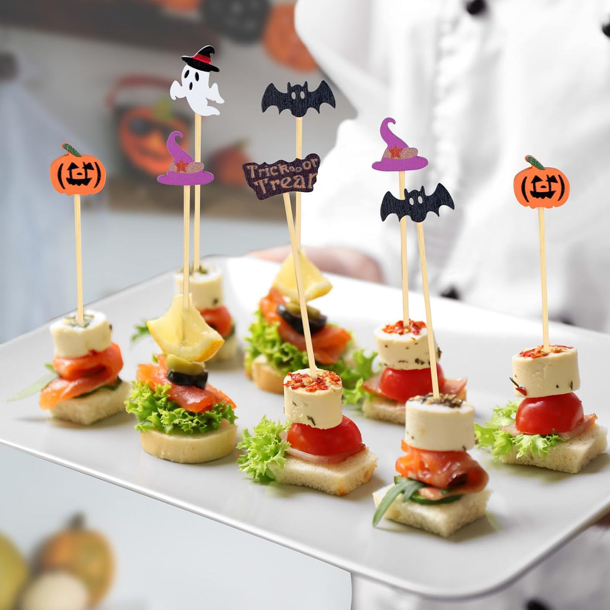 100 Pack Halloween Toothpicks for Appetizers, 4.7 Inch Natural Bamboo Cocktail Picks for Cake Dessert Food Fruit Halloween Party Decorations