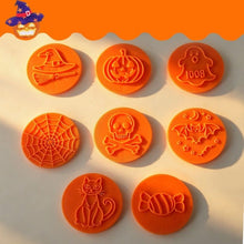 Halloween Magnetic Interchangeable Cookie Cutter Stamp, 8 Patterns 2-in-1 Cutting Embossing Baking Mold