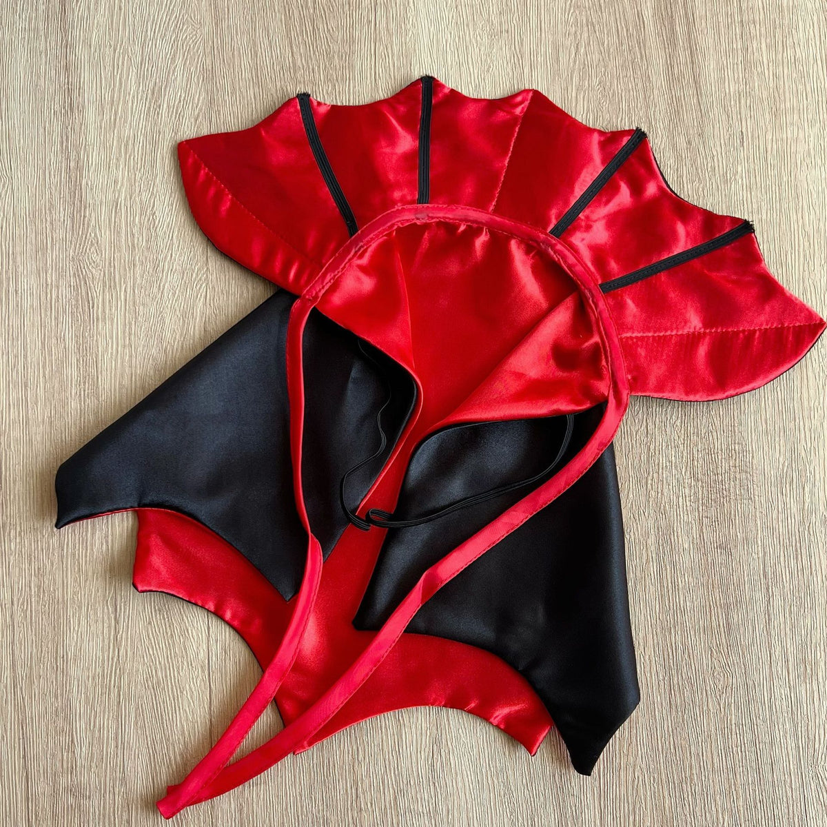 Pet Cape Halloween Cat Dog Adjustable Cloth Bat cape red Free size