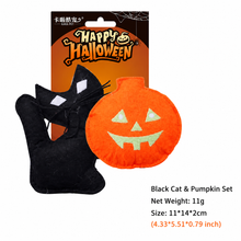 Delight your feline friend this spooky season with our Halloween-themed catnip toys, featuring plush skeletons, mummies, and pumpkins that awaken your cat’s playful instincts for hours of self-amusing fun. (Fish Bone & Mouse Bone Set)